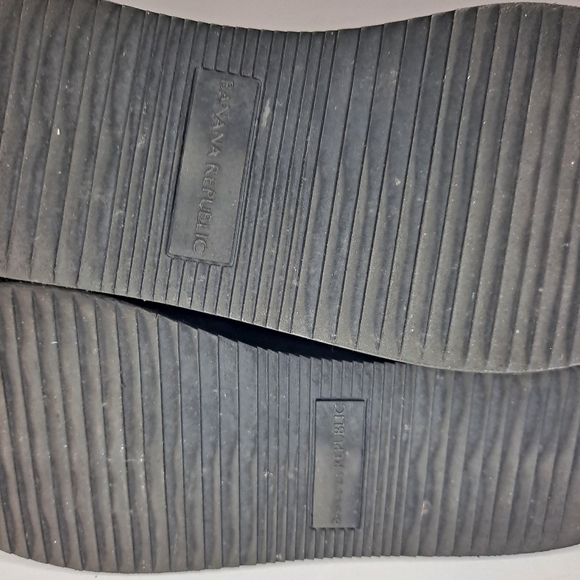 Banana Republic black suede sherpa hiking sneaker - Picture 11 of 13